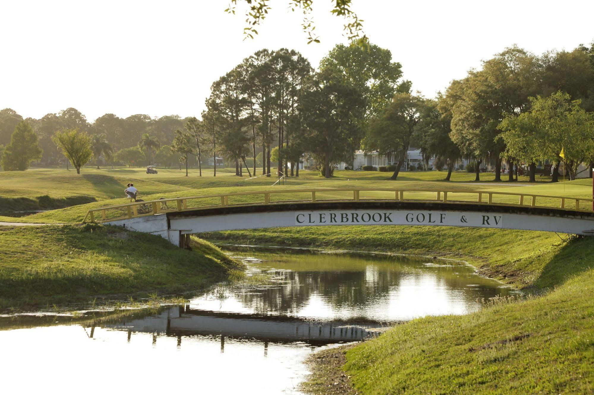 Clerbrook Golf & Rv Resort Caravan Park Clermont Exterior photo